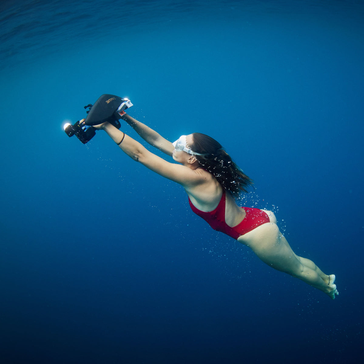 Sublue MixPro Underwater Scooter — Compact, Kid-Friendly Thrust