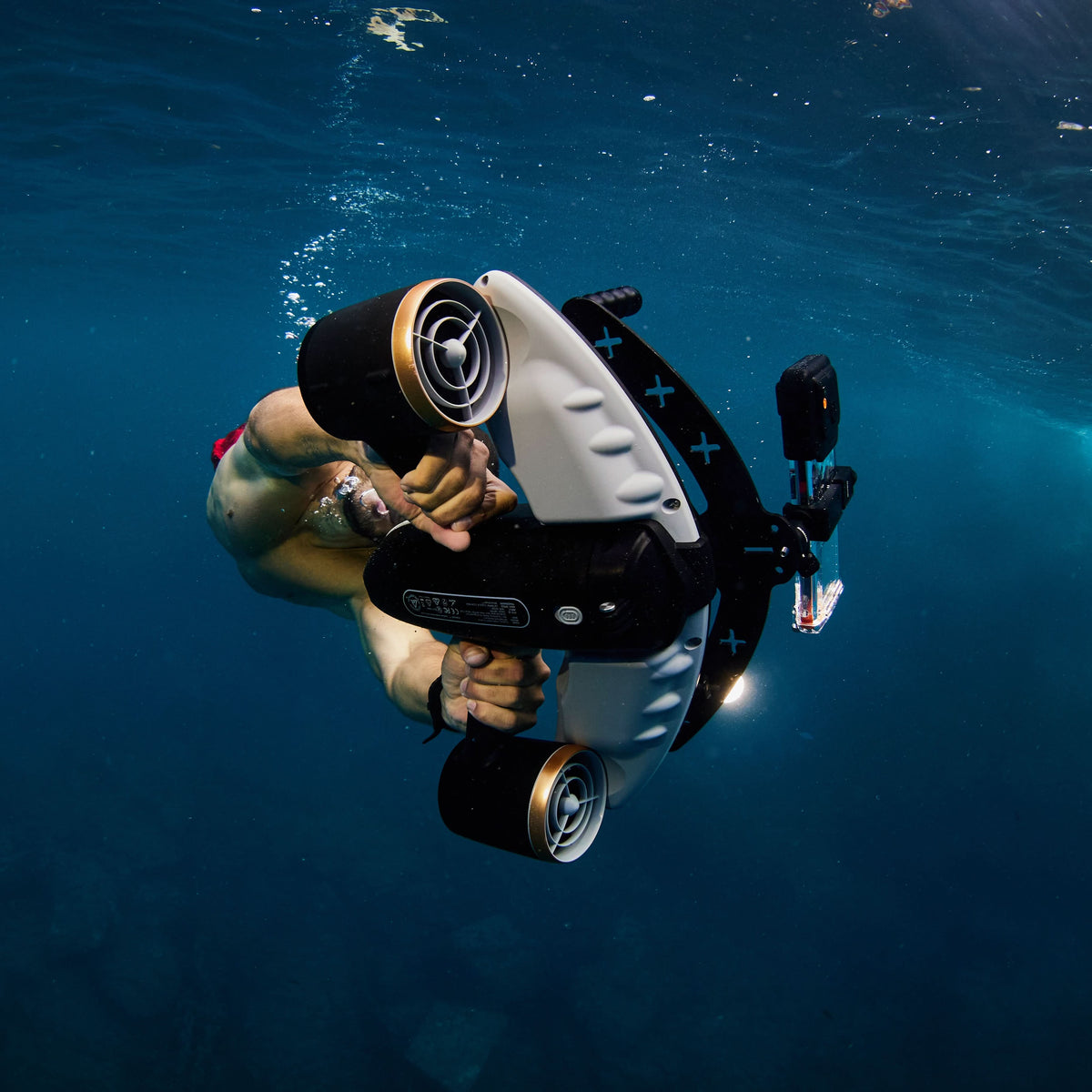 Sublue Navbow+ Underwater Scooter — OLED Display, Action-Cam Mount