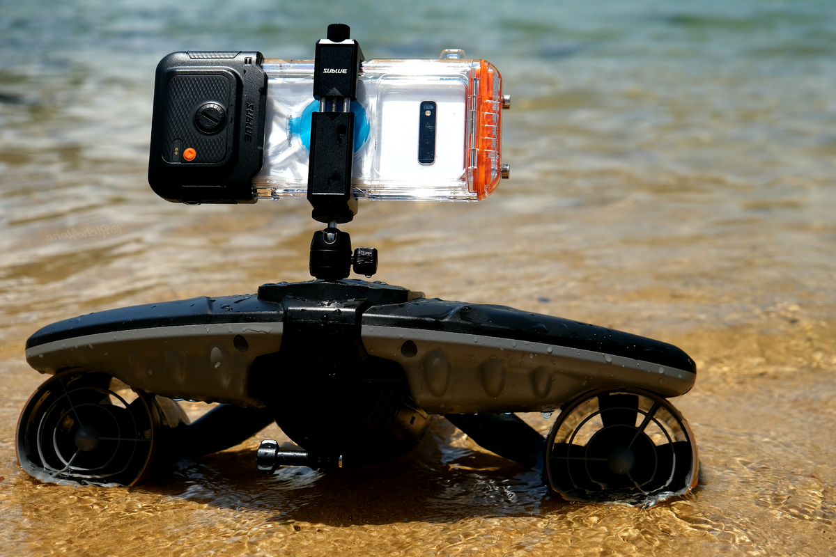 Sublue Navbow+ Underwater Scooter — OLED Display, Action-Cam Mount