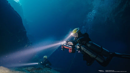Sublue Navbow Underwater Scooter — 131 ft Depth, OLED Display