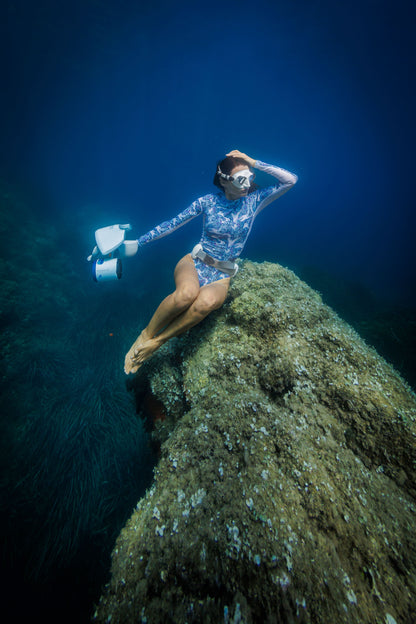 Sublue Mix Underwater Scooter — Pool and Snorkel Ready