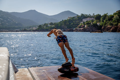 Sublue VAPOR Underwater Scooter — Dual Motor Dive Propulsion