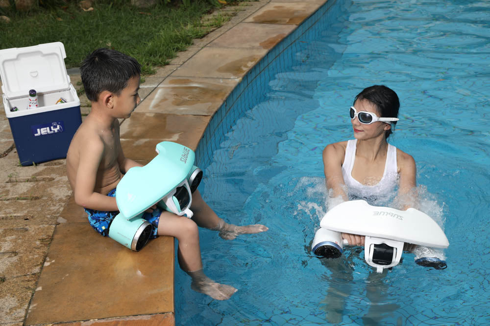 Sublue Mix Underwater Scooter — Pool and Snorkel Ready