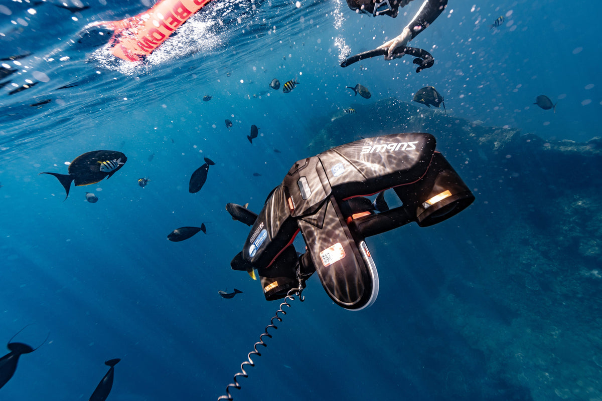 Sublue Navbow Underwater Scooter — 131 ft Depth, OLED Display
