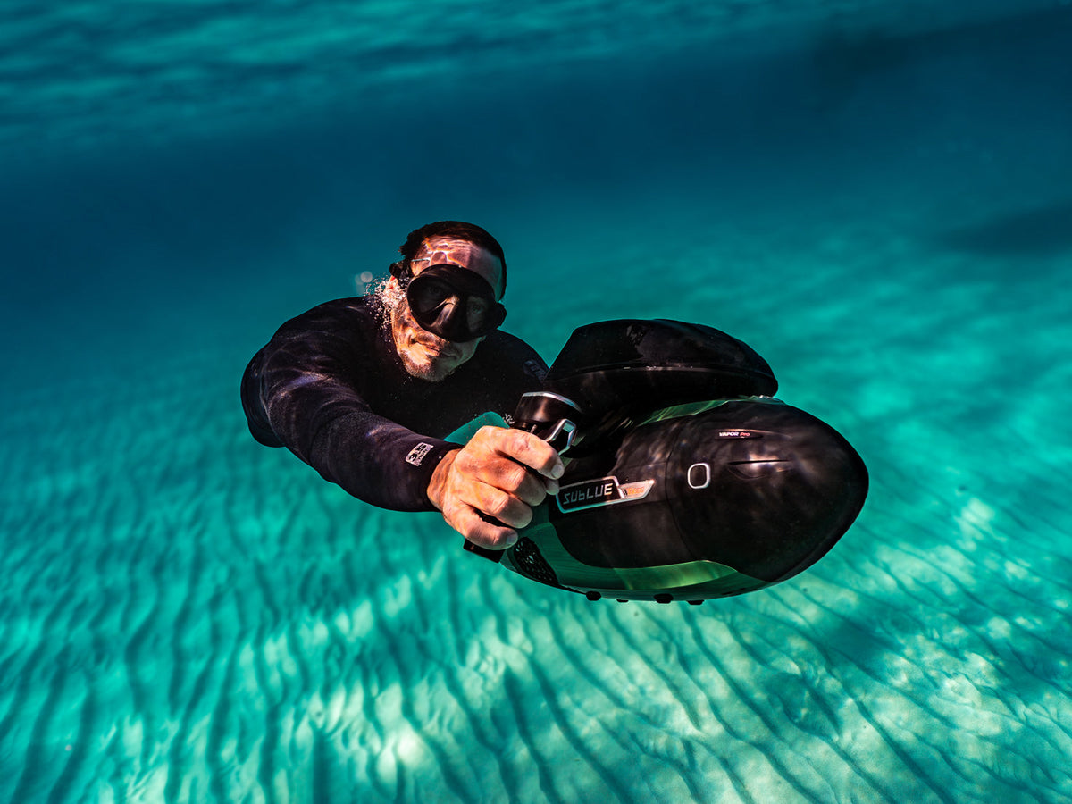 Sublue VAPOR Pro Underwater Scooter — Dual Motor, Pro Dive Performance