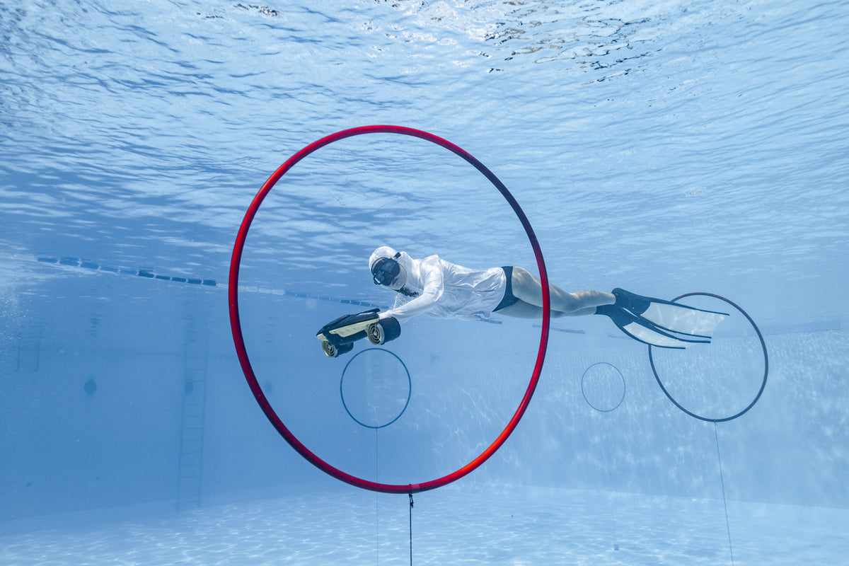 Sublue Navbow Underwater Scooter — 131 ft Depth, OLED Display