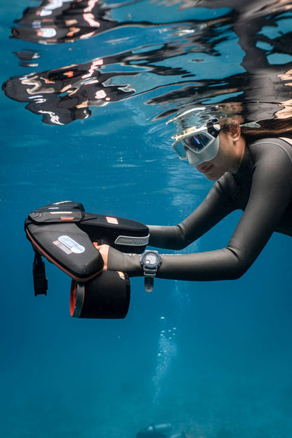 Sublue Navbow Underwater Scooter — 131 ft Depth, OLED Display