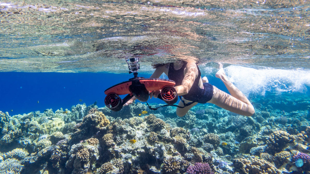 Sublue Navbow Underwater Scooter — 131 ft Depth, OLED Display