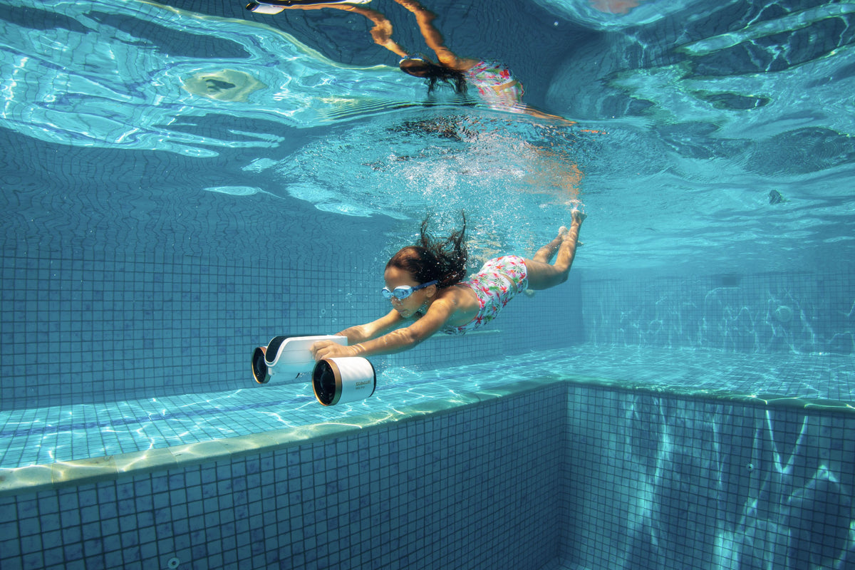 Sublue MixPro Underwater Scooter — Compact, Kid-Friendly Thrust