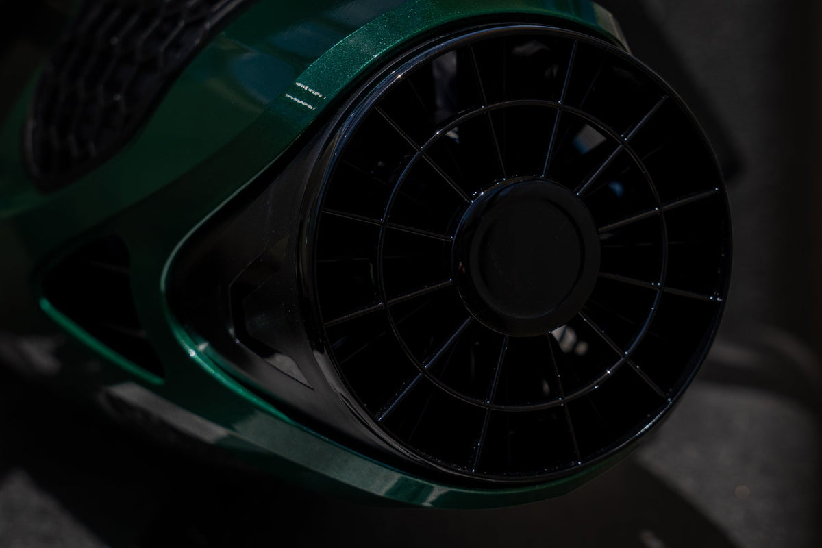 Sublue VAPOR Pro Underwater Scooter — Dual Motor, Pro Dive Performance