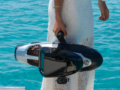 Sublue VAPOR Pro Underwater Scooter — Dual Motor, Pro Dive Performance