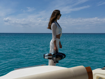 Sublue VAPOR Pro Underwater Scooter — Dual Motor, Pro Dive Performance