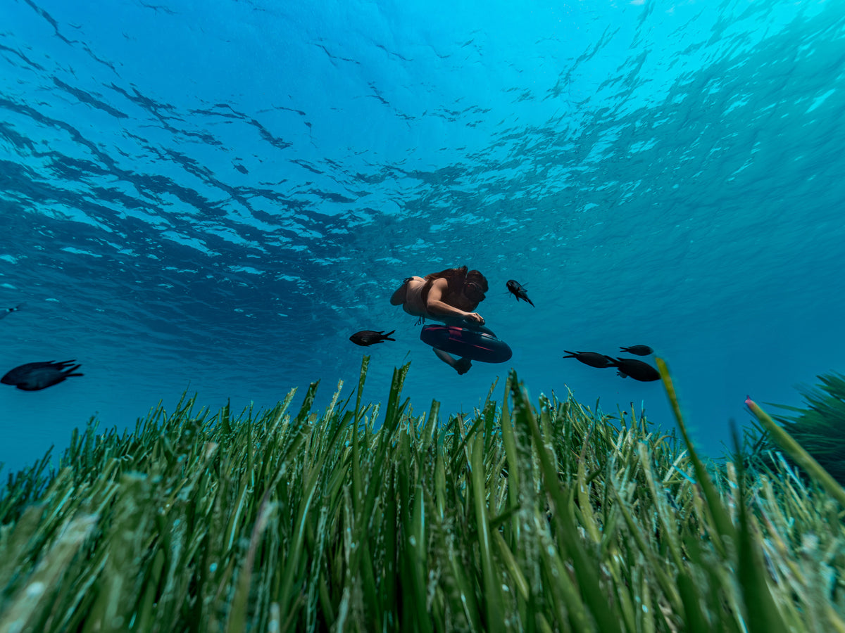 Sublue VAPOR Underwater Scooter — Dual Motor Dive Propulsion