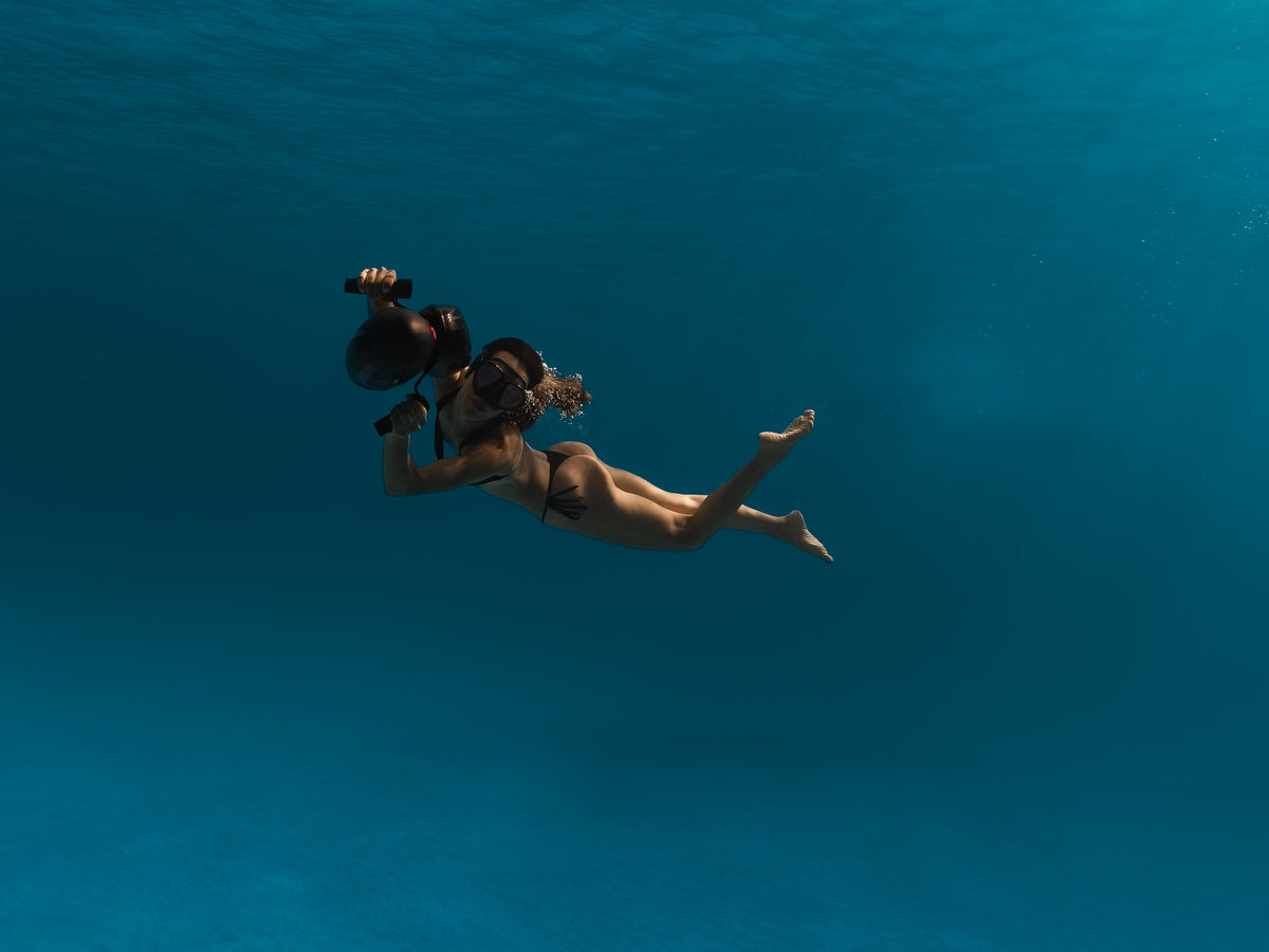 Sublue VAPOR Underwater Scooter — Dual Motor Dive Propulsion