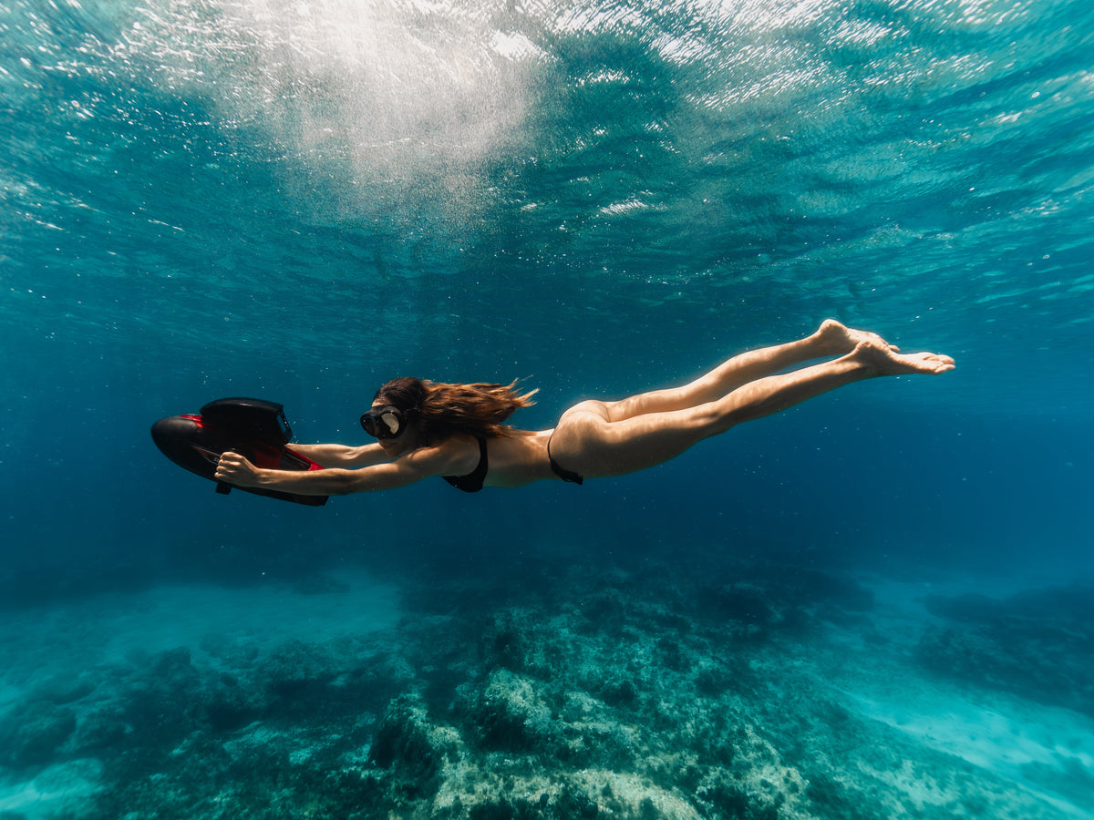 Sublue VAPOR Underwater Scooter — Dual Motor Dive Propulsion