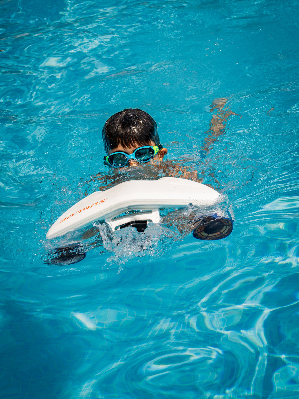 Sublue Mix Underwater Scooter — Pool and Snorkel Ready