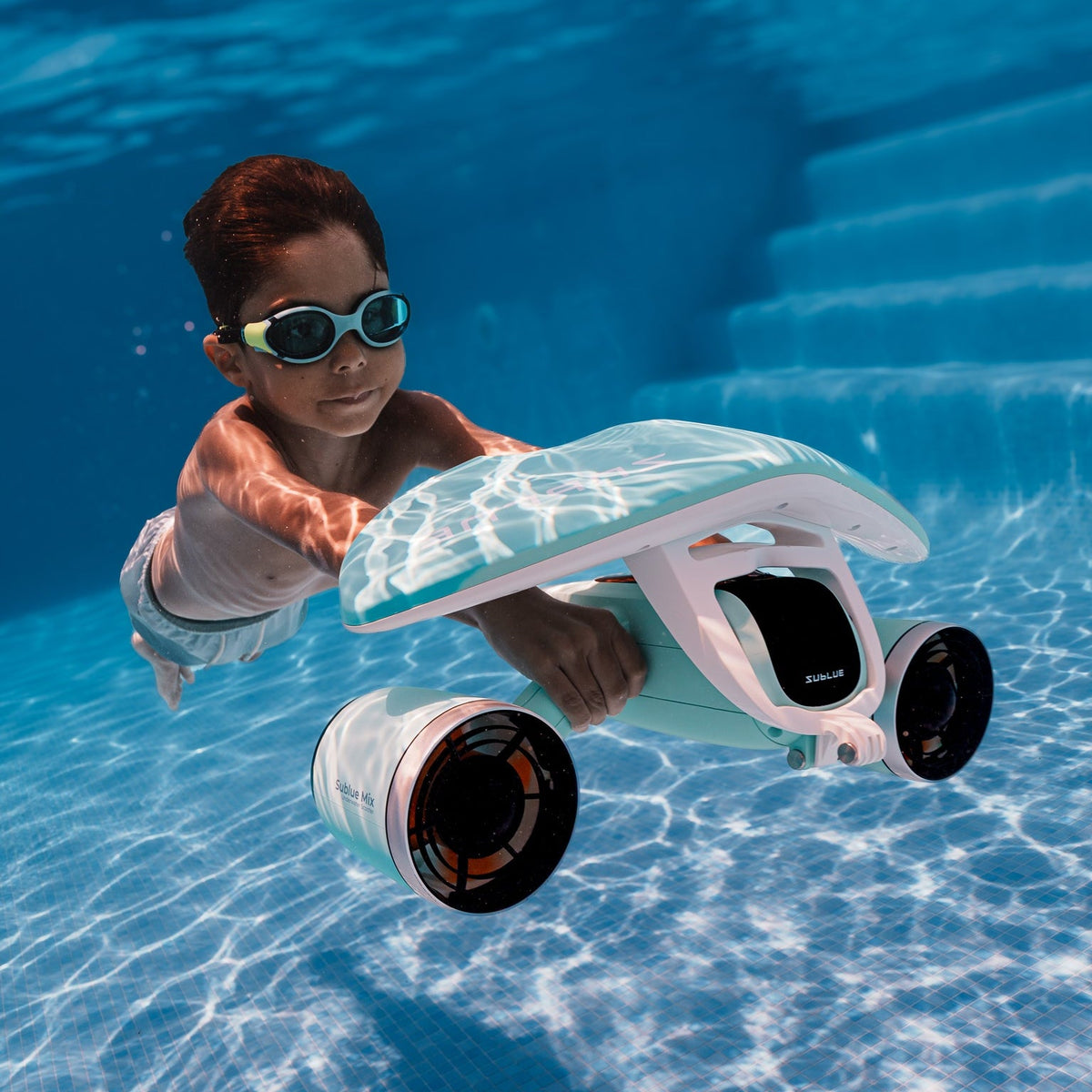 Sublue Mix Underwater Scooter — Pool and Snorkel Ready