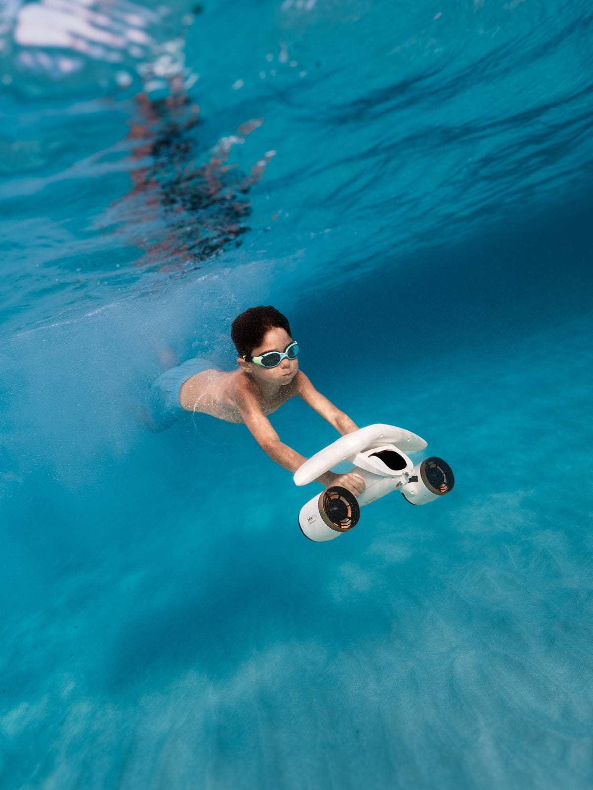 Sublue MixPro Underwater Scooter — Compact, Kid-Friendly Thrust